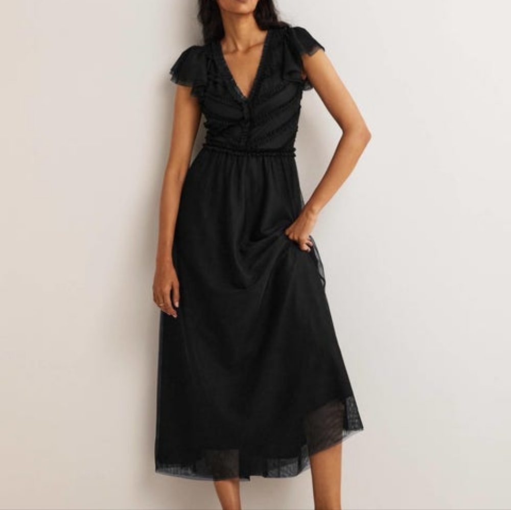 Tulle V-Neck Maxi Party Dress